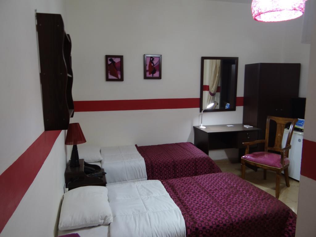 Hotel And Residence King George Byblos Екстер'єр фото