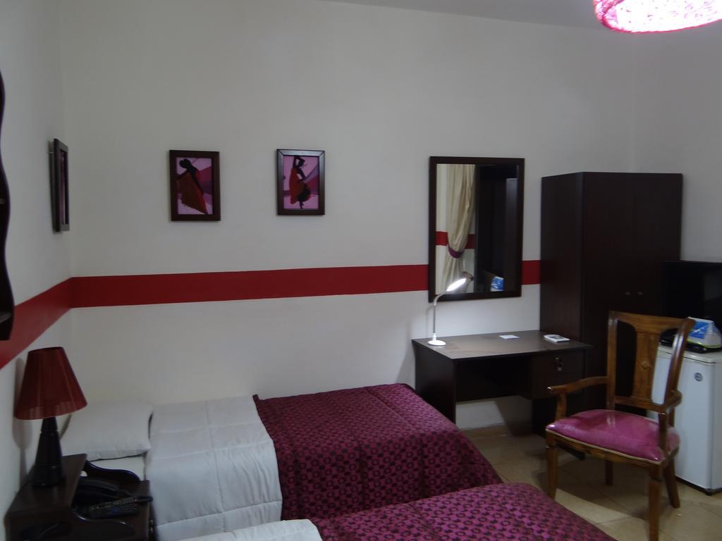 Hotel And Residence King George Byblos Екстер'єр фото